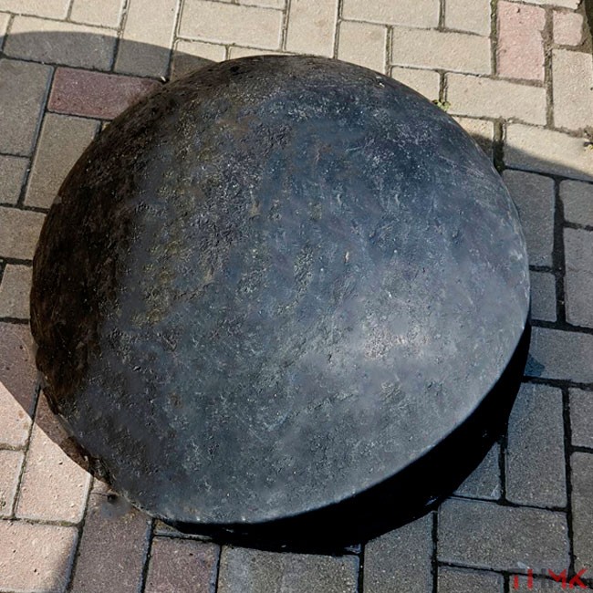 Полусфера бетонная черная 500х300